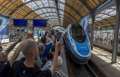 Alstom YHT ihalesine sunacağı Pendolino modelini tanıttı!