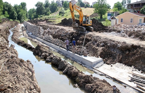 Başiskele Toklu deresinde ıslah çalışması başladı!