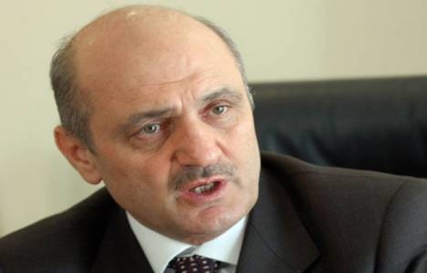 Erdoğan Bayraktar: Kıyıdaki binaları yıkıp park yapacağız!