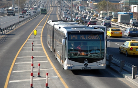 Sefaköy Metrobüs İstasyonu yenileniyor!