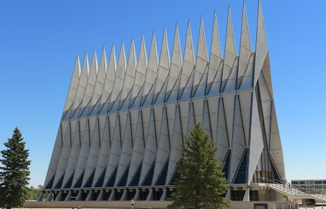 İşte mimarisiyle dikkat çeken 18 dini yapı!