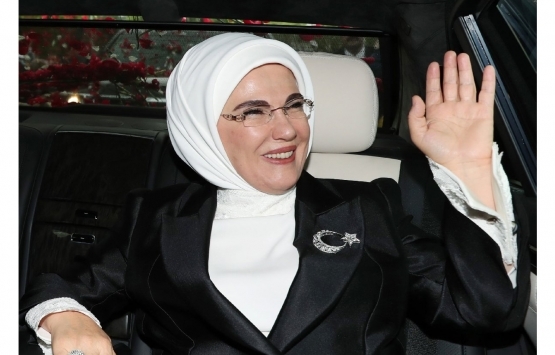 Emine Erdoğan'dan İdlib'e 57 ev bağışı!