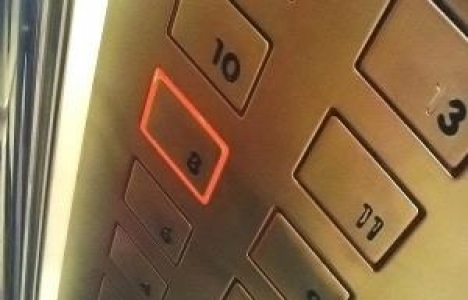 Asansörlere kimlik numarası geliyor!