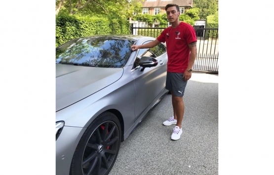 Mesut Özil in Londra daki lüks evi! 