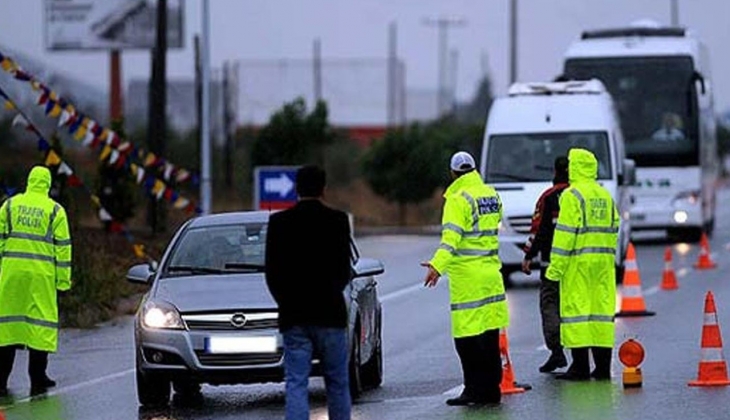 Sürücüler dikkat! Trafikte bunu yapıyorsanız 1.671 TL ceza ödeyeceksiniz