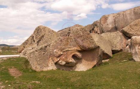 Kültür ve Turizm Bakanlığı 2013'te de 30 tarihi eseri geri aldı!