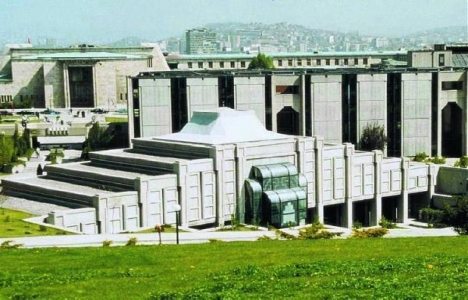 Mimarlar Odası Meclis Camisi'nin yıkılmasını engelledi mi?