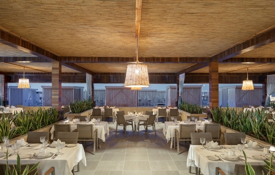 Kervansaray Lara Oteli icradan satılıyor!