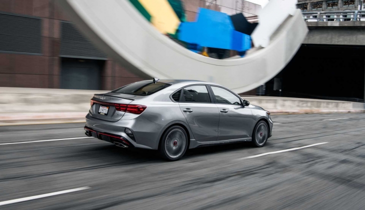 Kia’nın Cerato modeline 7 bin lira zam geldi! İşte 6 Ekim 2022 fiyat listesi…