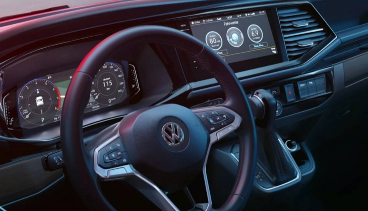 Volkswagen Caravelle’ye 30 bin TL’ye varan zam! 7 Ekim 2022 fiyat listesi…