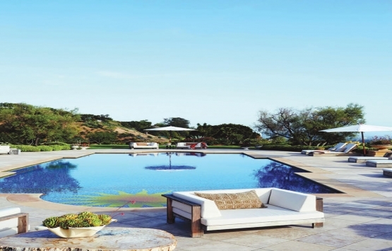 Ayda ve Robbie Williams Beverly Hills’teki evlerinin kapılarını açtı!