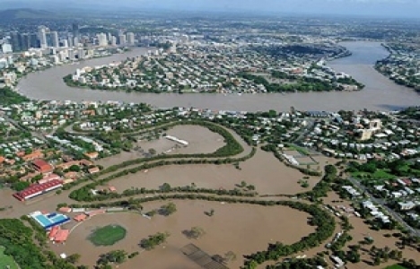 Avustralya'yı dolu ve fırtına vurdu, binlerce ev ve iş yeri elektriksiz kaldı!