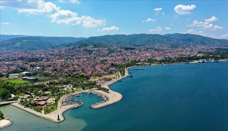 Kocaeli Gölcük'te 18 adet iş yeri satılıyor! İhalesi 15 Haziran'da! 