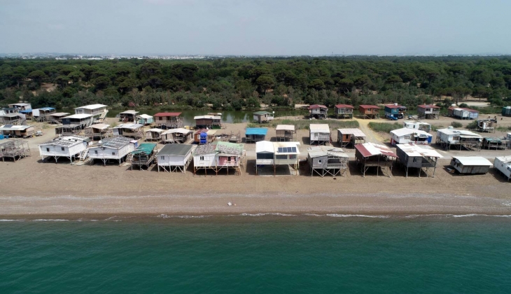 3 yıldır yılan hikayesine dönen lüks otellere komşu kaçak yapılar için yıkım kararı! Tek tip yapı sistemine geçiliyor!