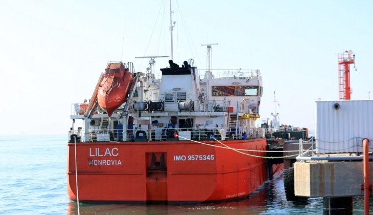 Rusya'dan Mersin'e gelen ayçiçeği yağında sevkiyat başladı