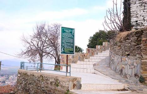 İzmir İl Özel İdaresi'nin paylaştırılacak 1.704 taşınmazının içinde 4 türbe de var!