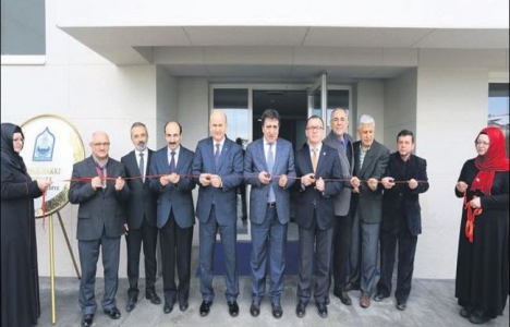 Bursa'da evsizler Misafirhanesi açıldı!