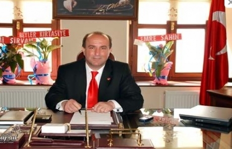 Engin Uzuner kimdir?