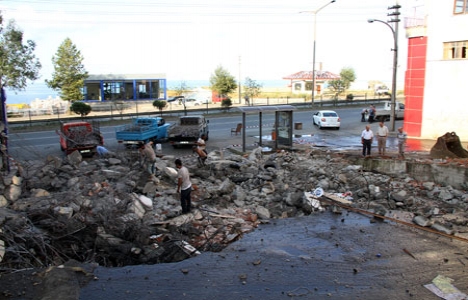 TOKi Trabzon Konutları için bina yıkımı başladı!