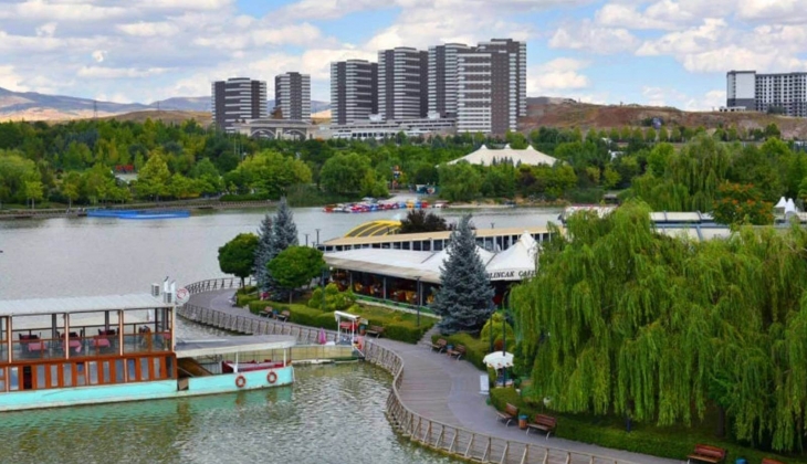 Belediyeden Başkent'in gözde parkında 10 yıllık iş yeri şansı! İçinde düğün salonu bile var