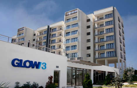 Glow 3