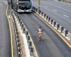  İşe giden İstanbullu Haliç'te otobüsten inip metrobüse koştu!