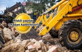726 bin 649 riskli yapıdan 620 bin 256'sı yenilendi!