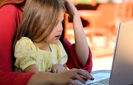 Hem tam zamanlı hem de yarı zamanlı çalışan anneler dikkat! 3 bin 900 Euro bakıcı desteğine kimler, nasıl başvurabilir?