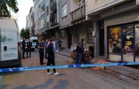 Sultangazi'de ev sahibi ve nakliyeci arasında kavga çıktı!