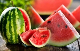 Kilosu 30 TL olan karpuzun dilim fiyatını görenin gözleri yuvalarından çıktı! Mevsiminden önce şok etti