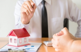 Mağdur ev sahibi sordu: Kiracım benden çaldığı kiralarla kurbanlık almış, acaba kurbanı kabul olur mu?