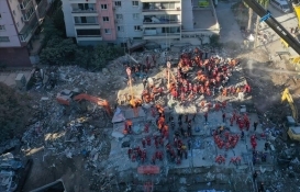 Rızabey Apartmanı'nın yerine bina inşa edilmesine tepki!