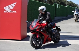 Her beş motosikletten birini Honda satarak, satışlarını ikiye katladı!