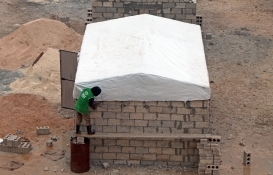 İHH 200 briket evi Suriyeli ailelere teslim etti!