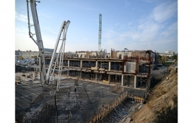 Uludağ Üniversitesi yerleşkesindeki cami ve külliye inşaatı tam gaz!