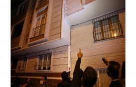 Sultangazi'de 3 bina çatlaklar sebebiyle tahliye edildi!