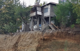 Karabük’teki riskli bina tahliye edildi!