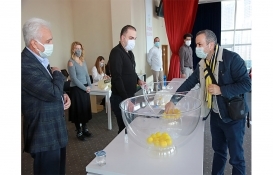 Ataşehir'de 25 gecekondu sahibi daha yeni yuvalarına kavuştu!