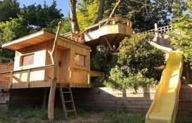 İngiltere'de bir baba kızları için ağaç ev inşa etti!