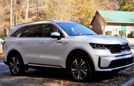 Üstün sürüş özellikleri ile donatılmış Kia Sorento uygun fiyatlarla bayilerde