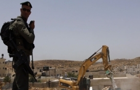 İsrail güçleri Filistinlilere ait bir evi daha yıktı!