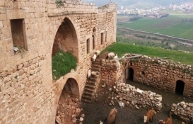 Mardin Artuklu'daki eski ev çöktü!