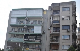 İzmir'de eğik bina endişesi!