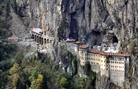 Sümela Manastırı kısmen ziyarete açılıyor!
