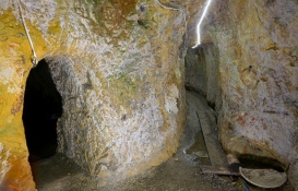 Bayburt Aydıntepe'deki gizemli yapıya ziyaretçi akını!