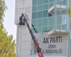 AKP İzmir İl Başkanlığı binası taşındı!