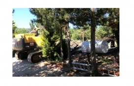 Bilecik'te gölet çevresindeki iş yeri yıkıldı!