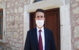 Cide Kaymakamı Ali Açıkgöz ve eşi İdlib'de 4 briket ev yaptıracak!