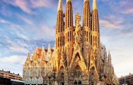 Sagradia Familia'ya 136 yıl sonra imar izni!