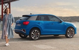 Şehrin yakışıklı SUV Audi Q2 100 bin TL indirimde. İşte 28 Nisan 2022 fiyat listesi. 